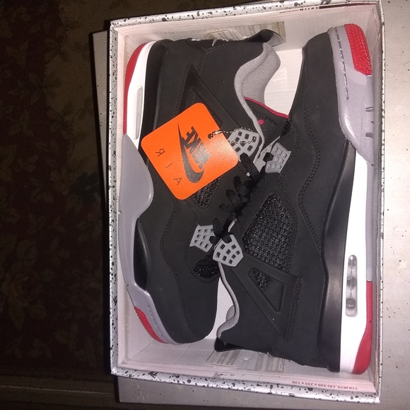 Retro Air Jordan 4 shoes - Picture 4 of 6